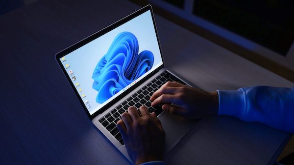 Top 5 cách giúp kéo dài tuổi thọ pin máy tính laptop