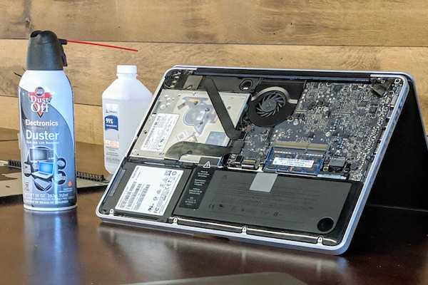 Làm thế nào để sửa loa máy tính laptop dính nước